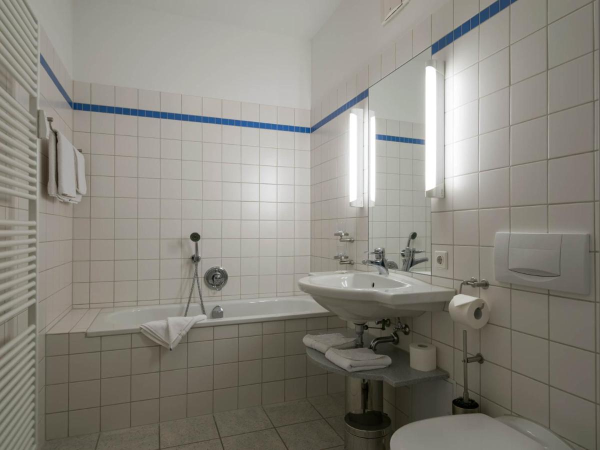 Kaiservillen Heringsdorf - Ferienwohnung Mit 1 Schlafzimmer Und Balkon Dr4 Exteriér fotografie